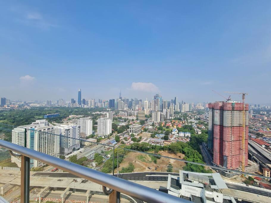 Tiny Near Gleneagles 10 Mins To Klcc * Kuala Lumpur