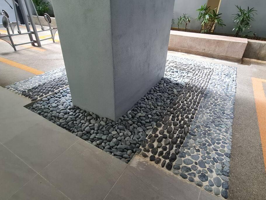 Apartment Tiny Near Gleneagles 10 Mins To Klcc